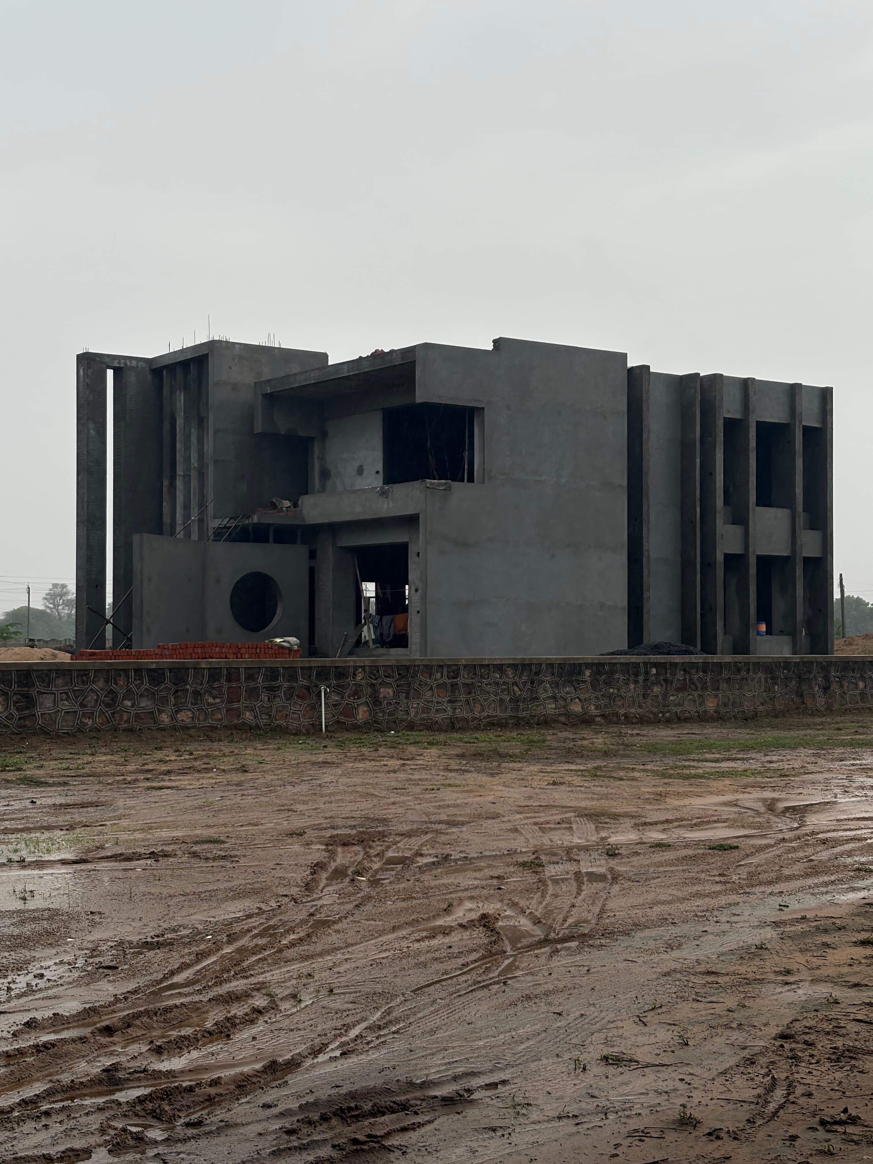 The Vertic House